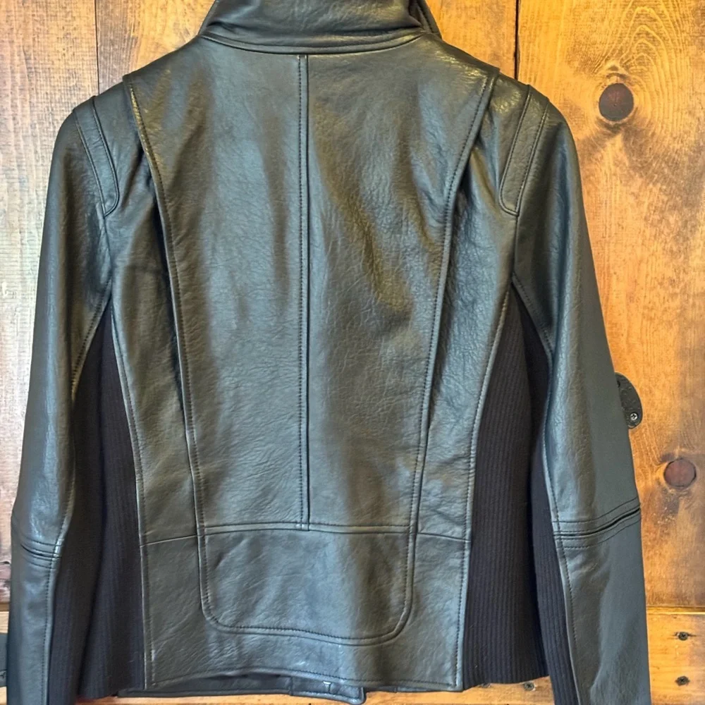 Vince 100% Lamb Leather Classic Black Leather Jacket Medium - Picture 4 of 6